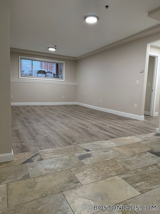 144 Stevens St Unit 3