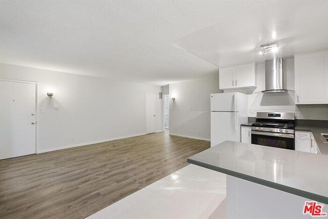 Photo - 4724 Walden Cir