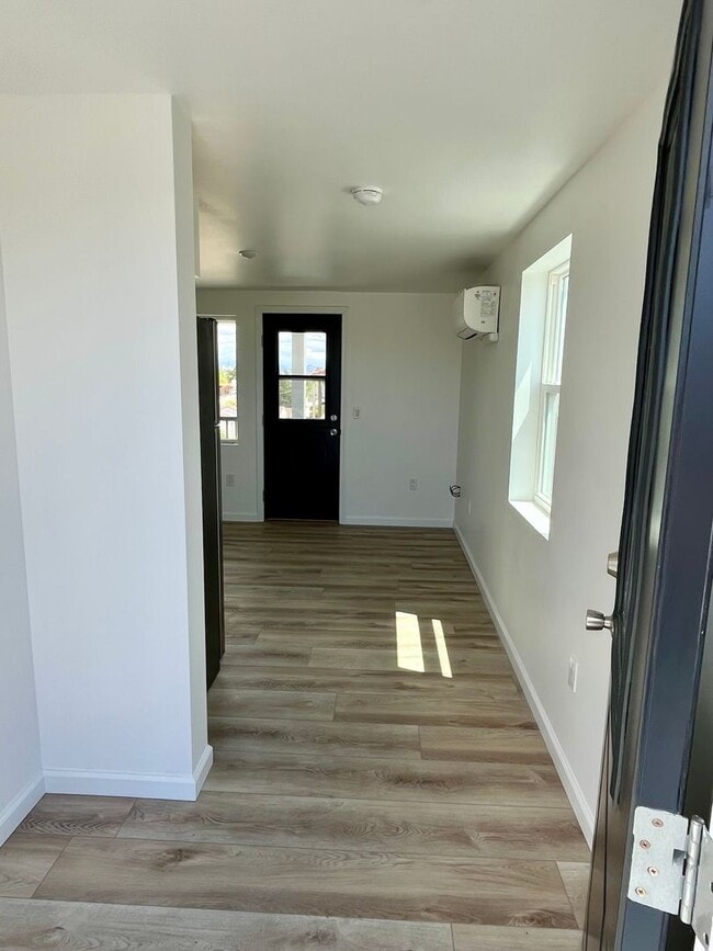 Photo - Kensington: 1 Bedroom 1 Bath Unidad 09