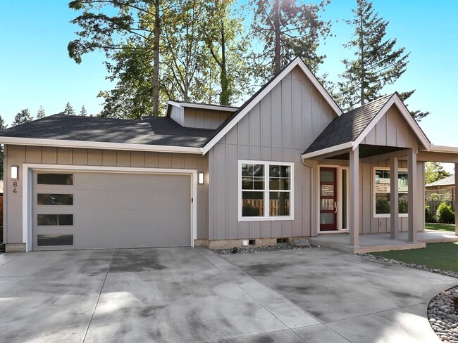 Building Photo - 84 SW Meadow Dr Rental