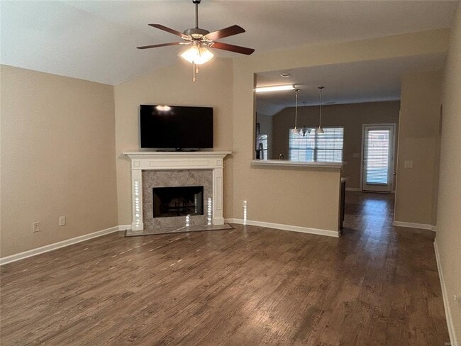 Photo - 543 Old Mill Way