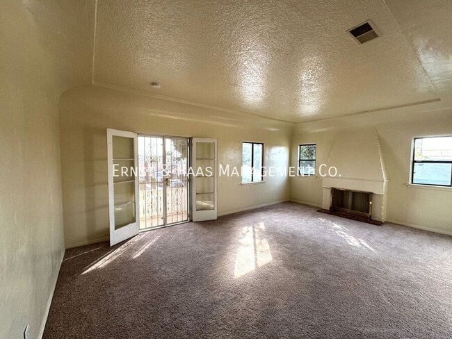 Photo - 1405 Olive Ave