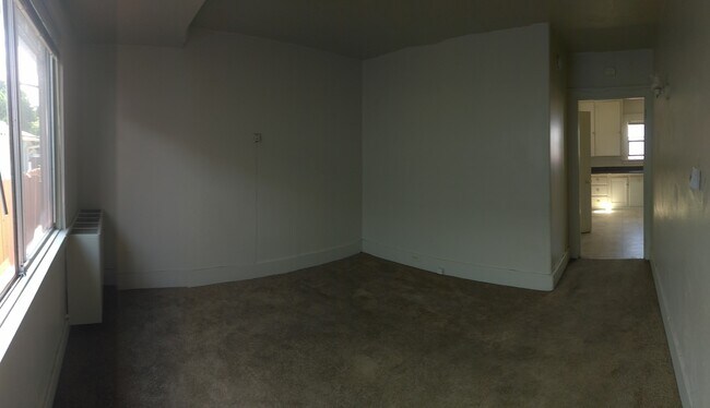 Photo - 3707-3709 Brookdale Ave Unidad 3709-1/2