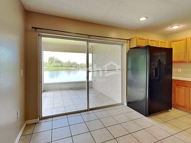 Photo - 233 Southbridge Cir