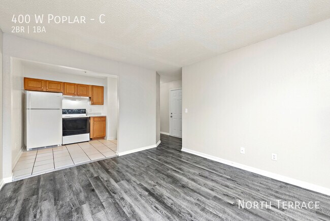 Photo - ?? Modern & Cozy 2BR in Olathe – Move-In R... Unidad C