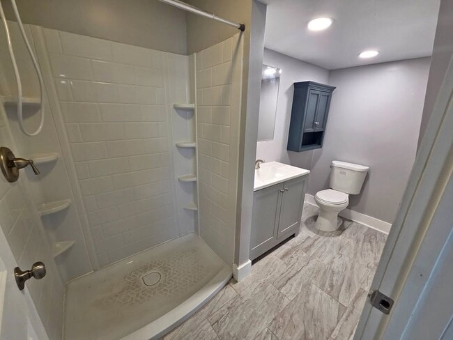 Photo - 2321 Ashland Ave Unit 3