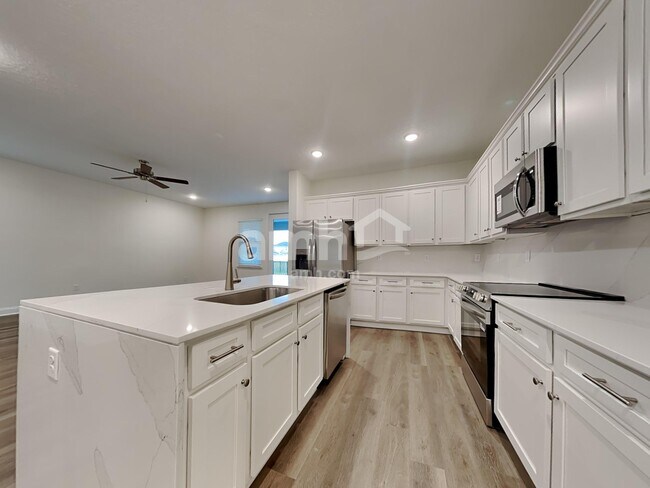 Photo - 11626 Hillside Dr