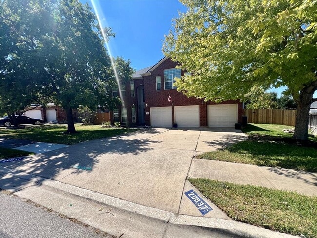 Photo - 20937 Mandrake Dr