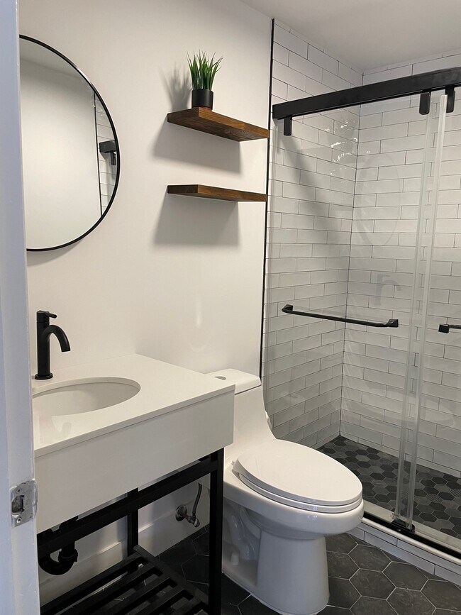 Photo - 4702 SW 67th Ave