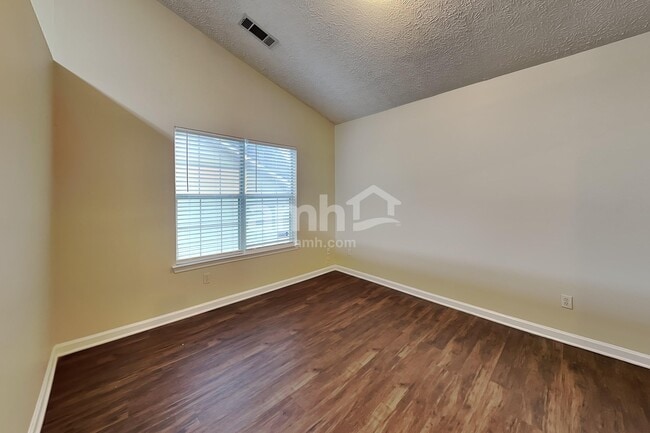 Photo - 1735 Westfield Ct
