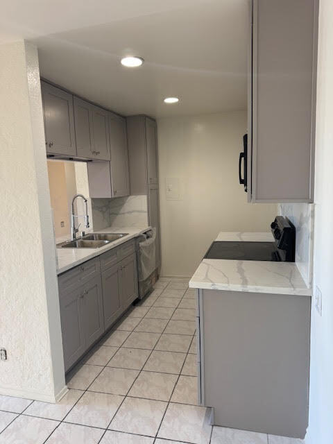 Photo - 5460 White Oak Ave Unit D313