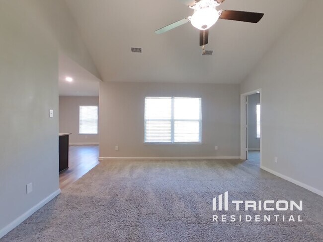 Photo - 189 Banjo Trl