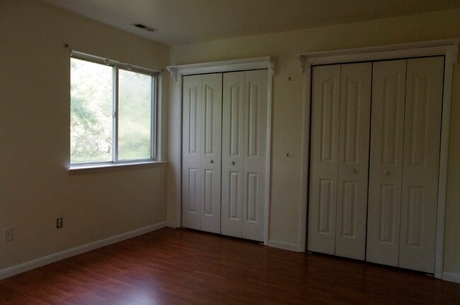 Photo - 46 Falcon Ridge Way N