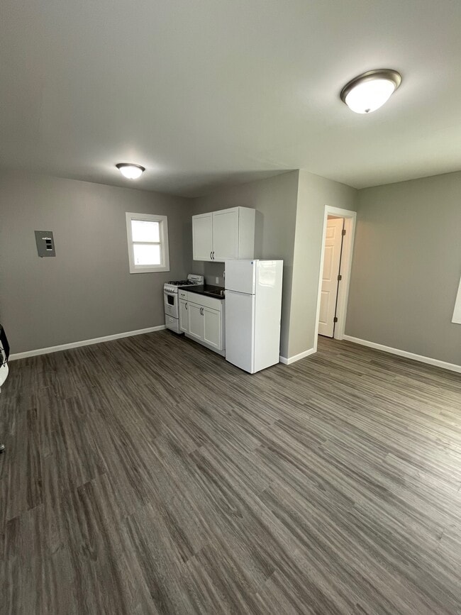 Photo - 242 46th St Unidad 2