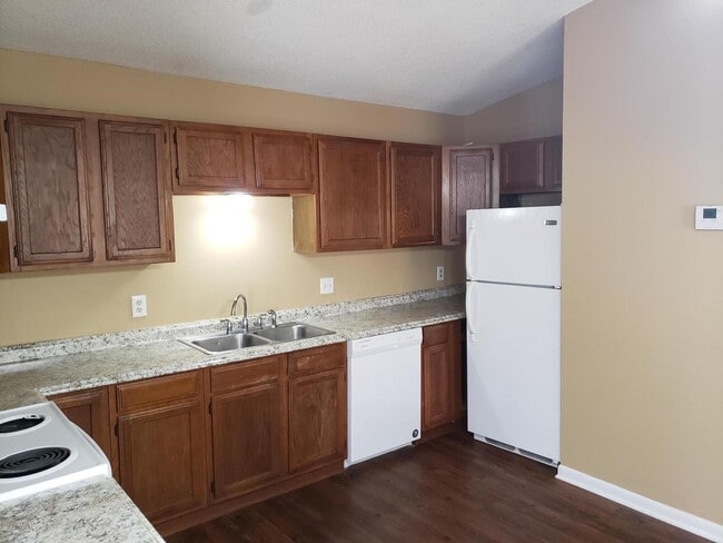 Photo - 230 Briarcliff Dr