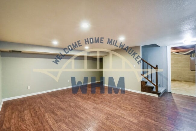 Photo - W170S7397 Parkland Dr