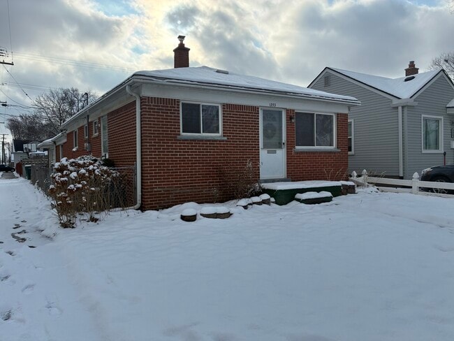 Photo - 1353 Stewart Ave