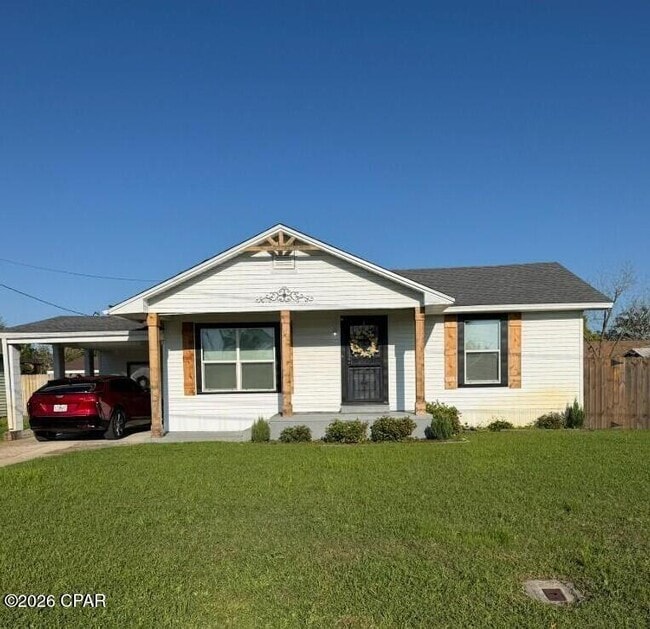 Building Photo - 1808 Chestnut Ave