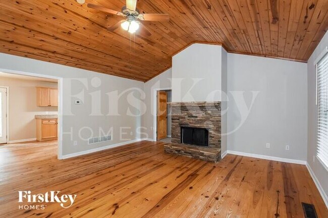 Photo - 773 Hightower Church Rd