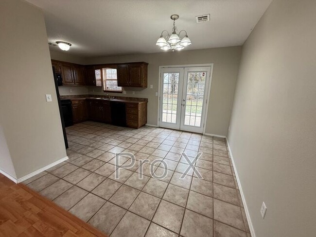 Photo - 1603 Annie Baxter Ave