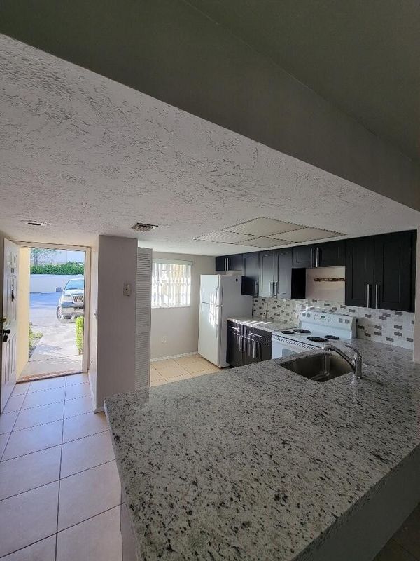 Photo - 104 Palm Beach Trace Dr