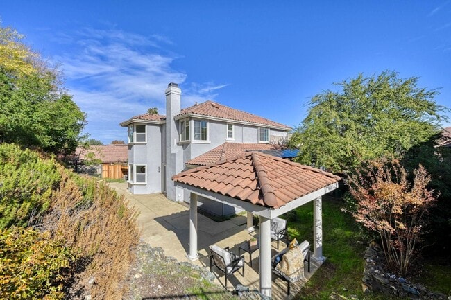 Photo - Beautiful home in Serrano. Must See!