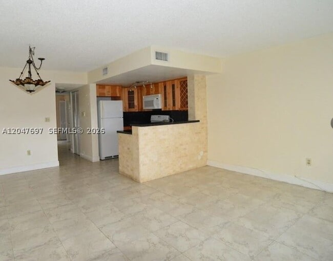 Building Photo - 510 NW 86th Pl Unit 104-12