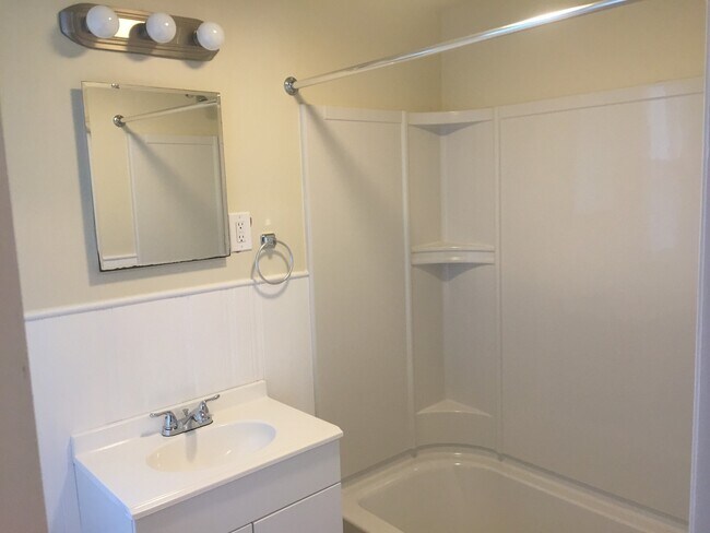 Photo - 720 E Wright St Unidad Lower