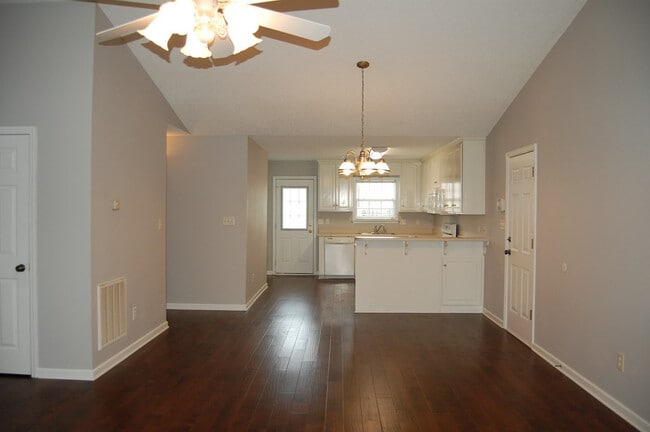 Photo - 31 Flower Break Rd