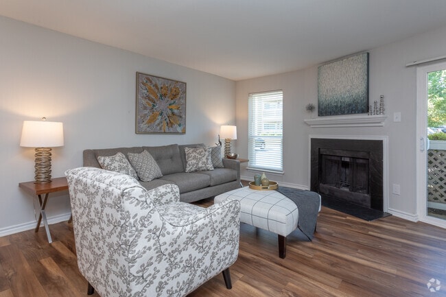 2BR, 2BA - 1,149 SF
