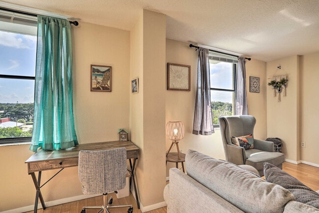 Photo - 701 S Madison Ave Unidad SI FL5-ID1545916P