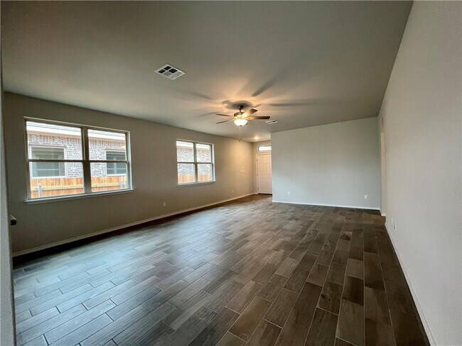 326 Blue Oak Blvd