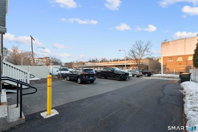 Photo - 18 Kelley St Unidad 3