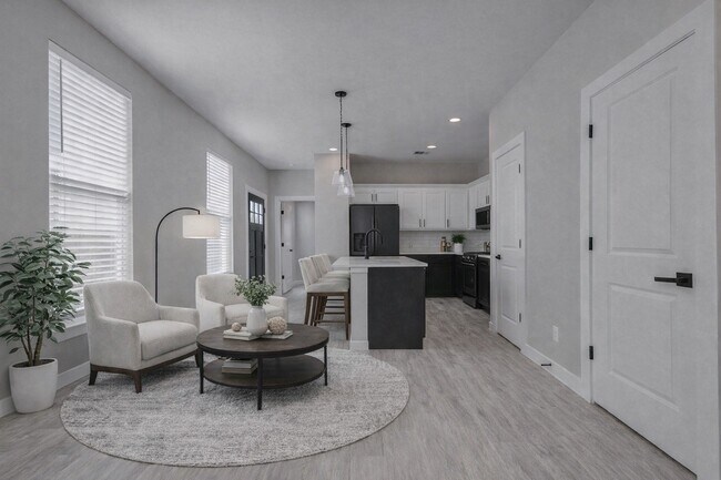 Photo - 8105 Howton St