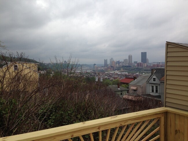 Photo - 18 Holt St