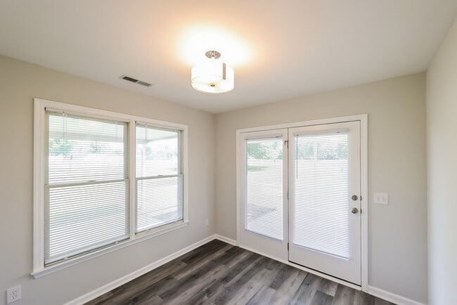 304 Plantation Dr