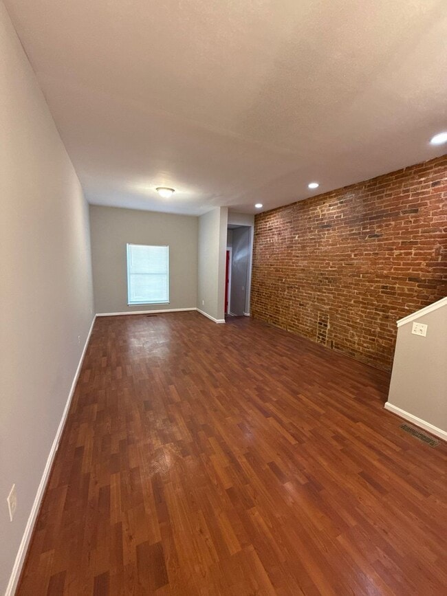 Photo - 411 N Luzerne Ave
