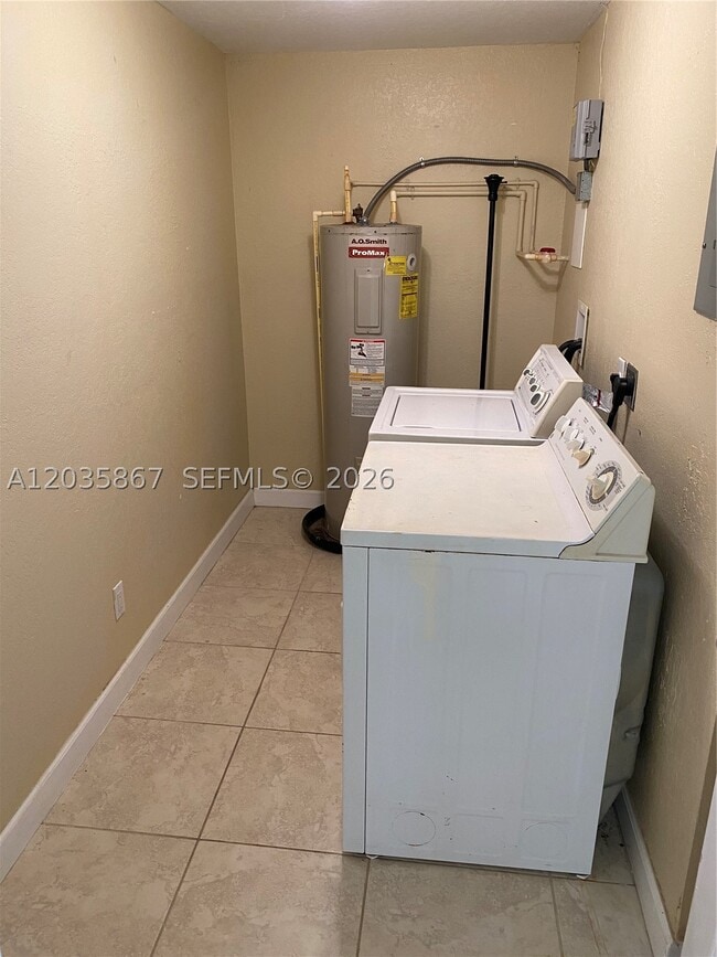 Photo - 7118 Southgate Blvd