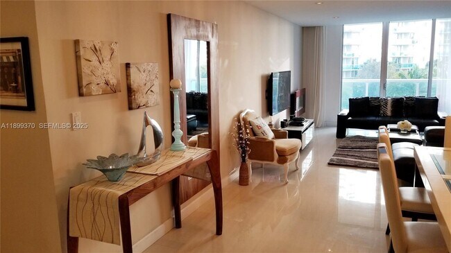 Photo - 19390 Collins Ave Unit 318