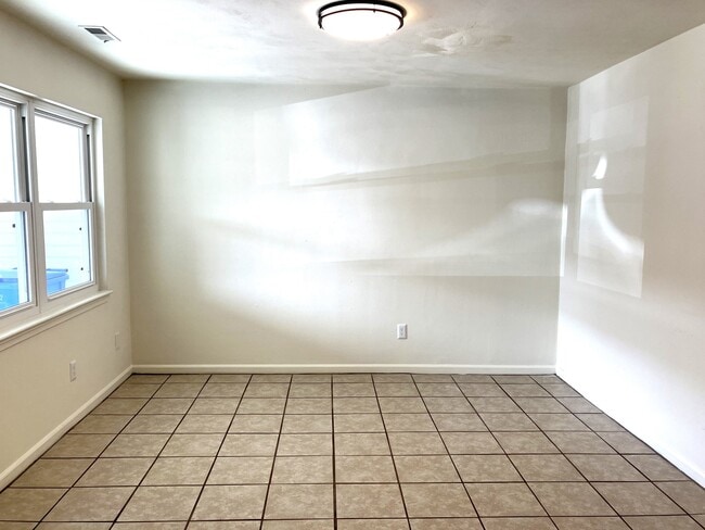 Photo - 4304 Worthing Ln