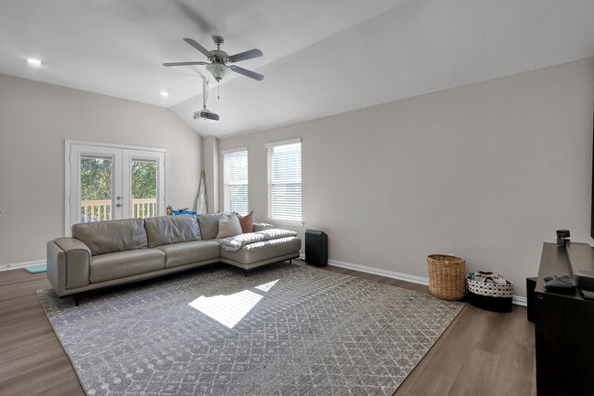 Photo - 339 Capriccio Ln