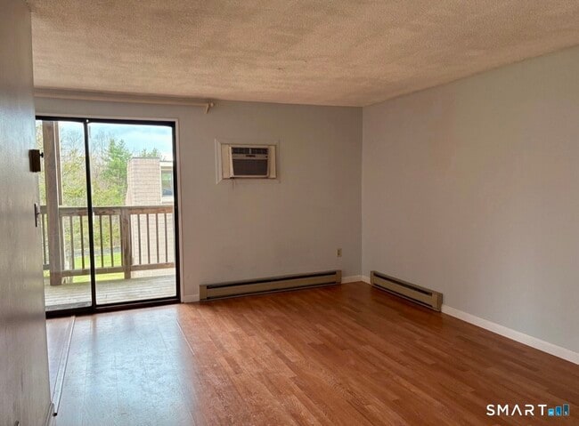 Photo - 70 Burgundy Hill Ln Unit 70
