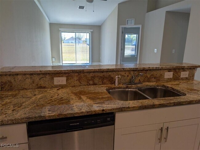 Photo - 2807 SW 8th Pl