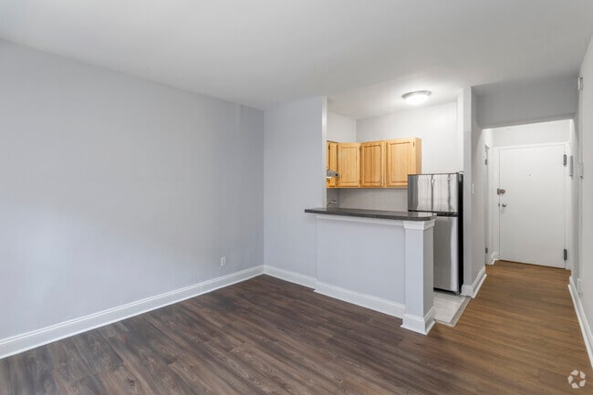 Estudio - 330 pies cuadrados - Hilltop House