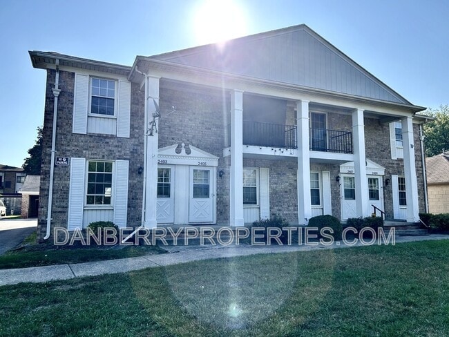 Building Photo - 2403 Rockspring Rd Rental