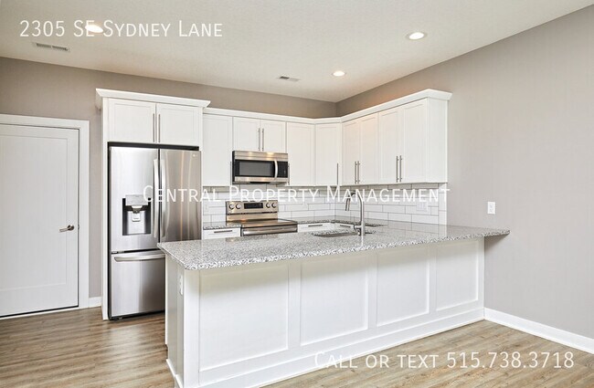 Photo - 2305 SE Sydney Ln