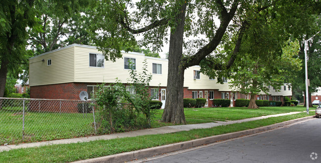 Building Photo - Rosalind Townhomes