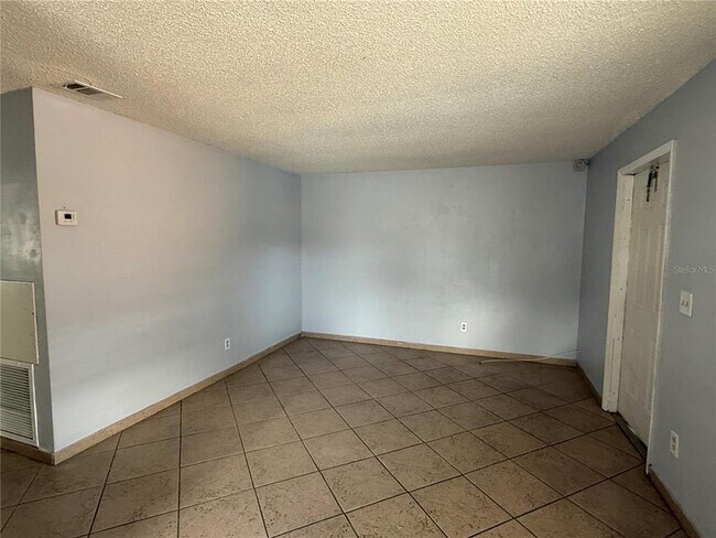 708 Michigan Ct Unit 3