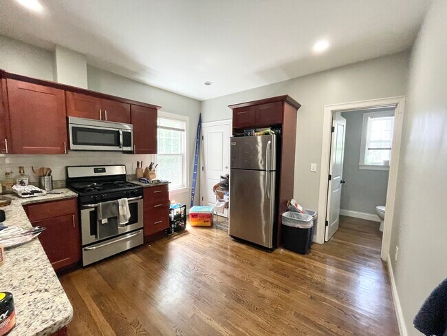 Photo - 47 Beech Glen St