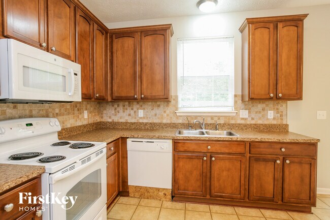 Photo - 13858 Ellsworth Ln